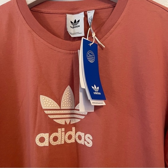Adidas T-Shirt Medium New With Tags Rhinestone Logo - Picture 3 of 12